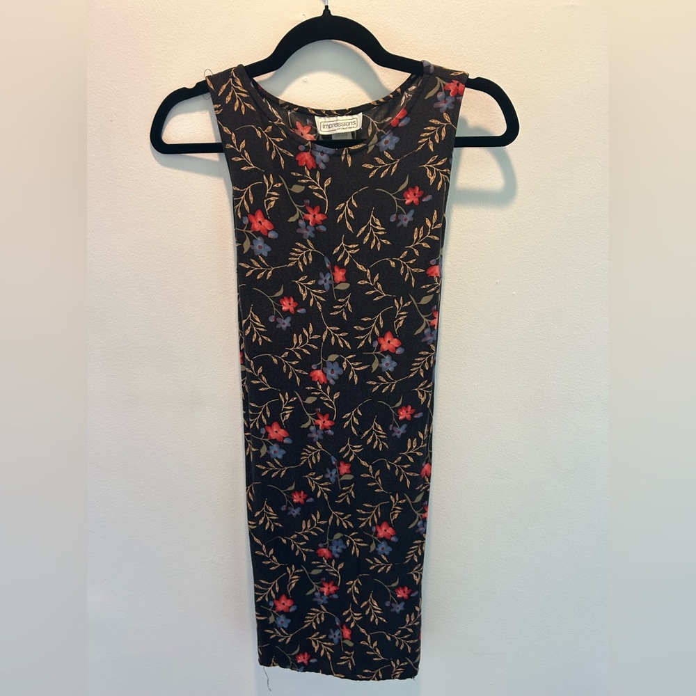 Vintage Impressions of California Dress. Size small, side slits, tie waist